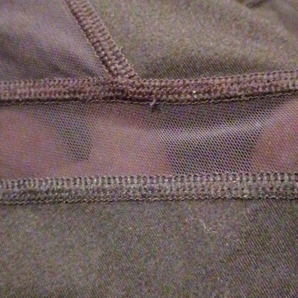 Fabletics fitted capris - Picture 5 of 5